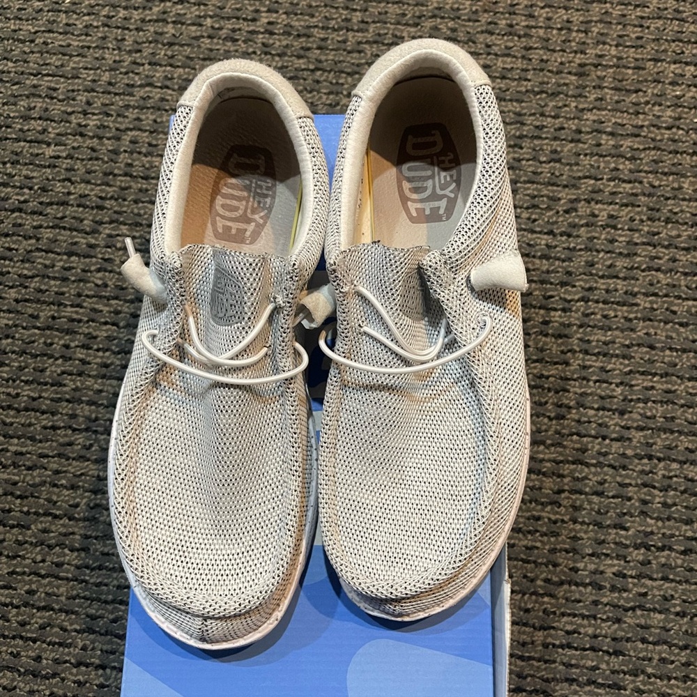 Hey Dude Wally Sox Stone White size 10M